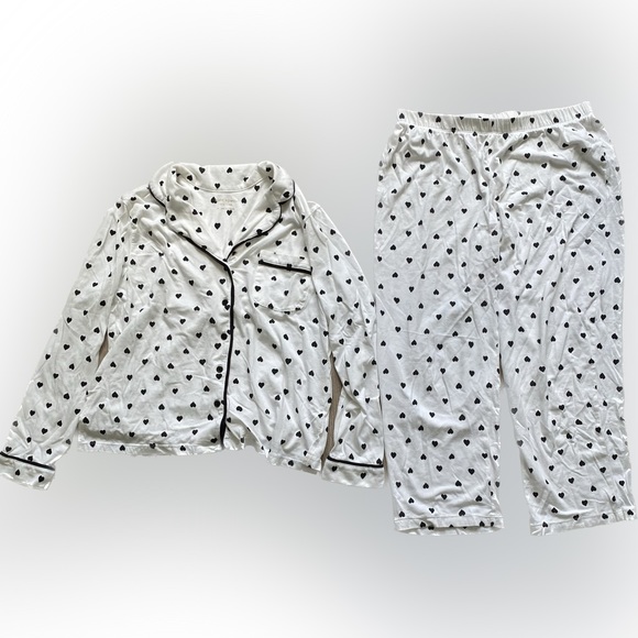 NWOT Kate Spade Pajama/Sleepwear Set, Medium, White with Black Hearts - Picture 2 of 7